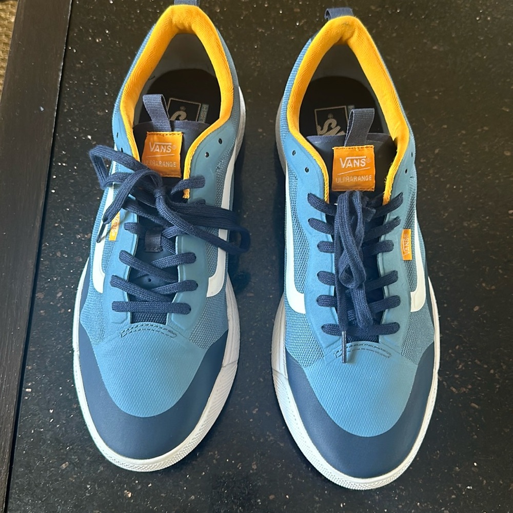 Men's Size 13 2-Tone Blue w/White Stripe Vans Ultra Cush